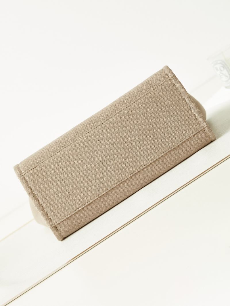 Ch**el shopping bags